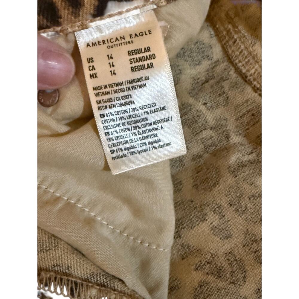 American Eagle Leopard Low Rise Baggy Wide Leg Jeans 14 Regular NWOT - Picture 10 of 13